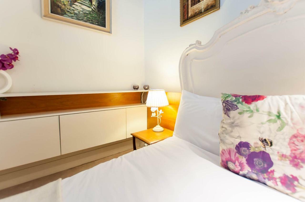 1 Bed Exclusive Porchester Sq Bayswater * Londra